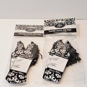 EPIC Set of Two Packages of Two Black/White Wine Bottle Hang GIFT TAGS NIP